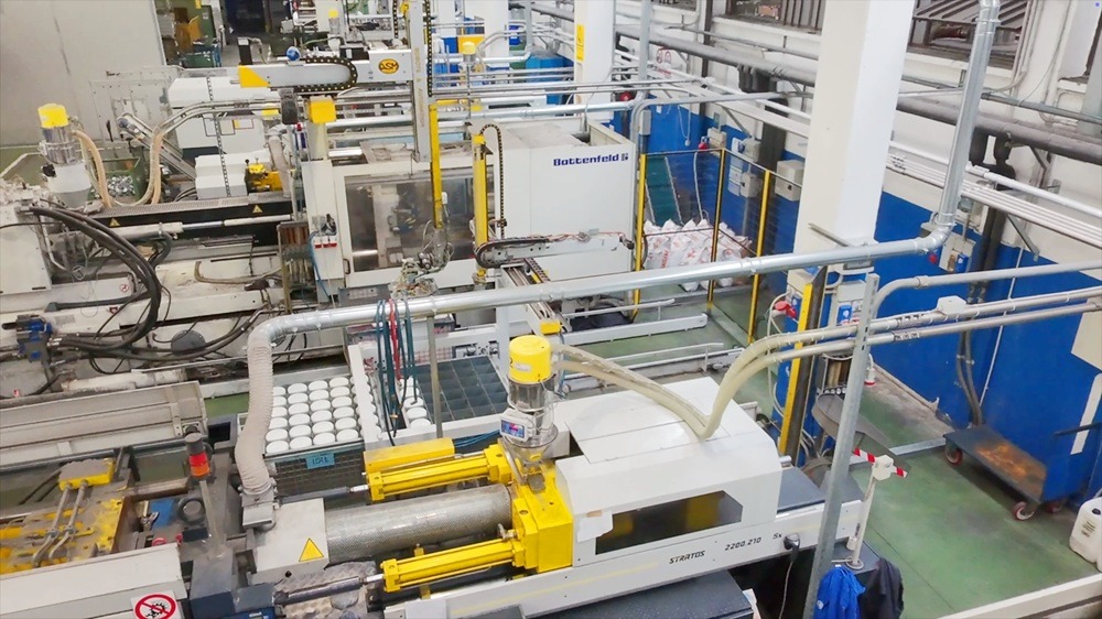 fir-company-04 Details of wheel production