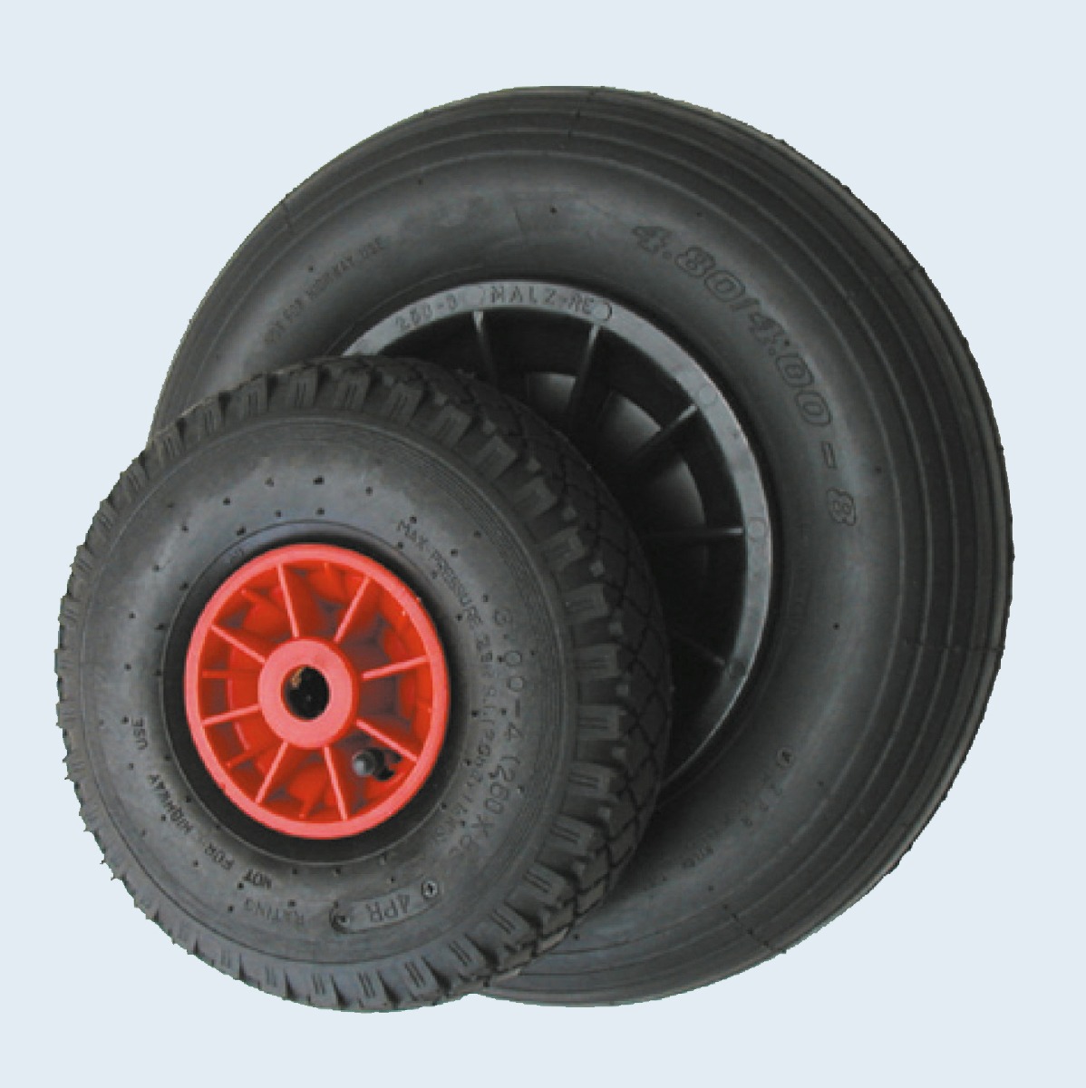 PNEUS - Thermoplastic centre with pneumatic tyre